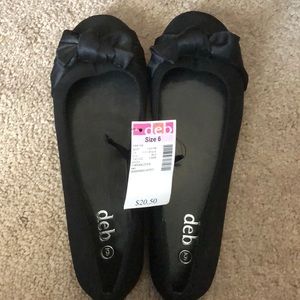 Deb’s flat dress shoes